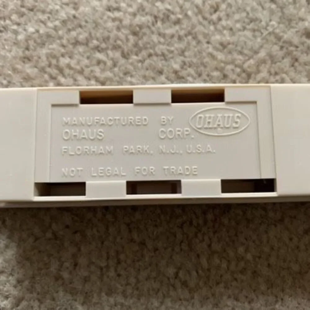 Ohaus Spring Scale Model 8002 500 Grams 18 Ounces